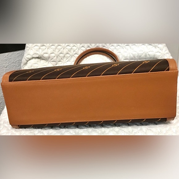 Gucci Shooting Star Top Handle 2 Way Tote - Picture 12 of 14